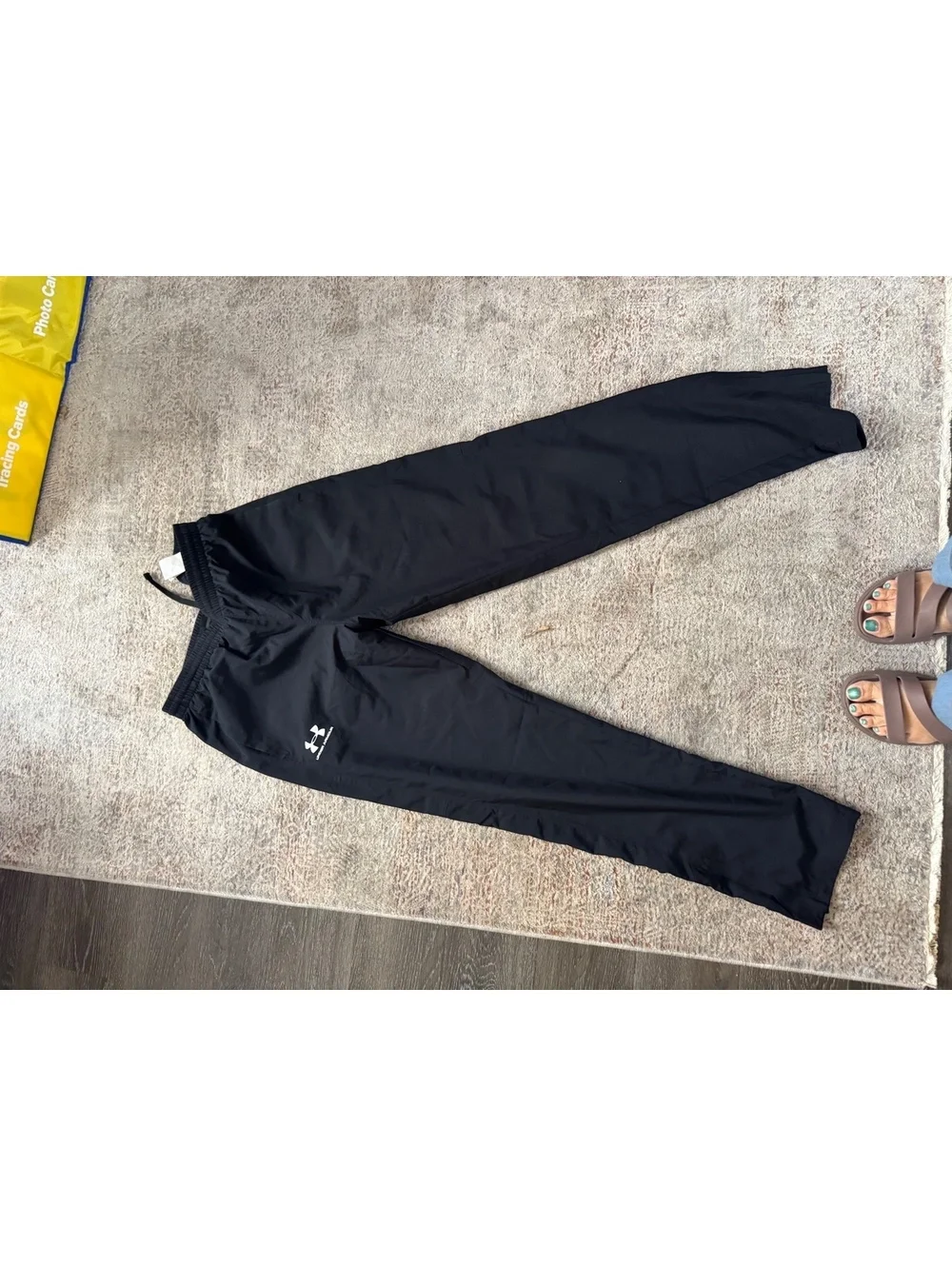 Under Armour Men's Black Sweatpants Medium
